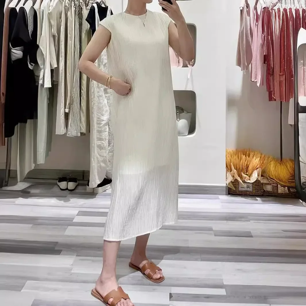 Vestidos femininos miyake plissado moda baggy plus size o-pescoço sem mangas vestido de dupla camada