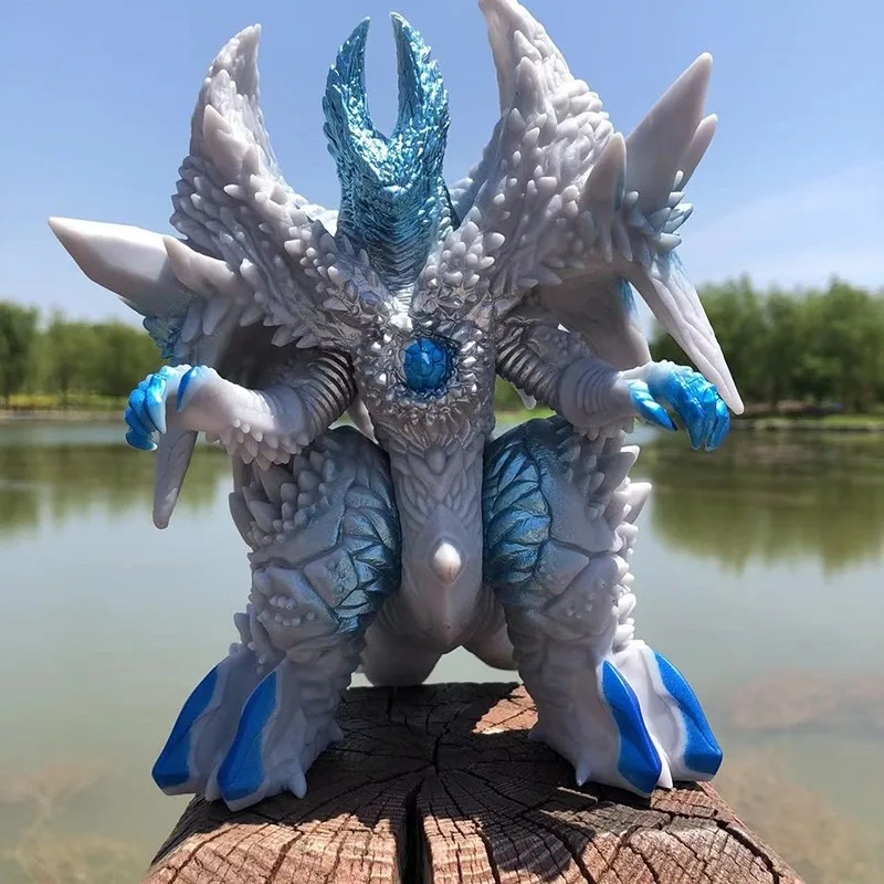 Genuine Ultraman Soft Rubber Monster Plus Jura Electro-Superman DX Mistress Sphia Virus Zavors Beast Transformation Is in Stock