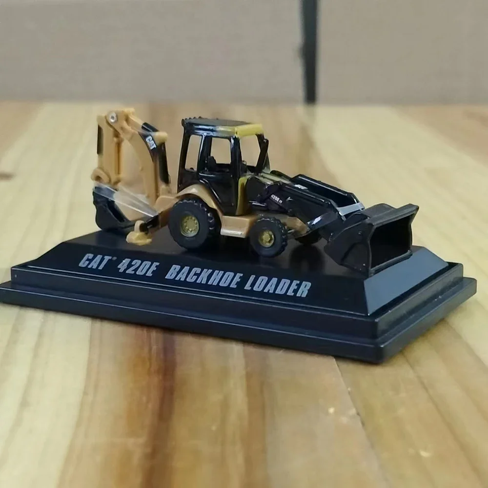 Die-cast 1:100 Scale Caterpillar 420e Alloy Loader Excavator Busy Engineering Vehicle Model Home Decoration Metal Ornaments