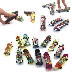 Giocattoli educativi per bambini Fidget movimento creativo della punta delle dita Mini Finger Skateboard lega/plastica Skate board regalo giocattolo per bambini