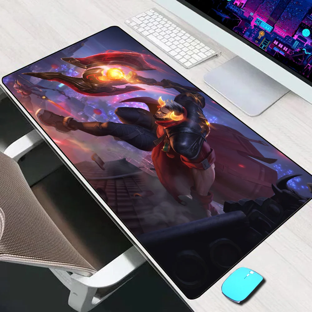 League of Legends Darius Large Mouse Pad Gaming Accessories Mouse Mat Laptop Keyboard Mat PC Gamer Desk Pad Computer Mousepad