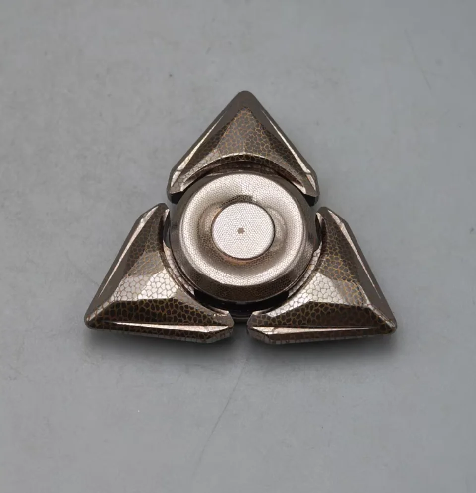 Used EDC One World SC Prism spinner Fingertip gyroscope Decompression toys