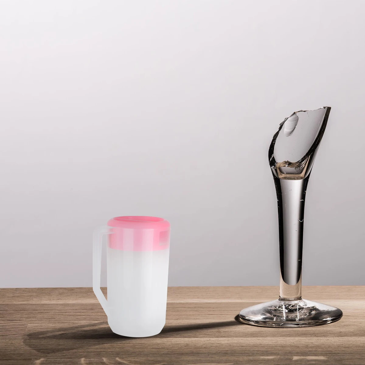 

2400Ml Cold Water Kettle With Cover Food Grade Plastic Juice Pot Heat Resistant Lightweight Transparent Water Pitcher For Home