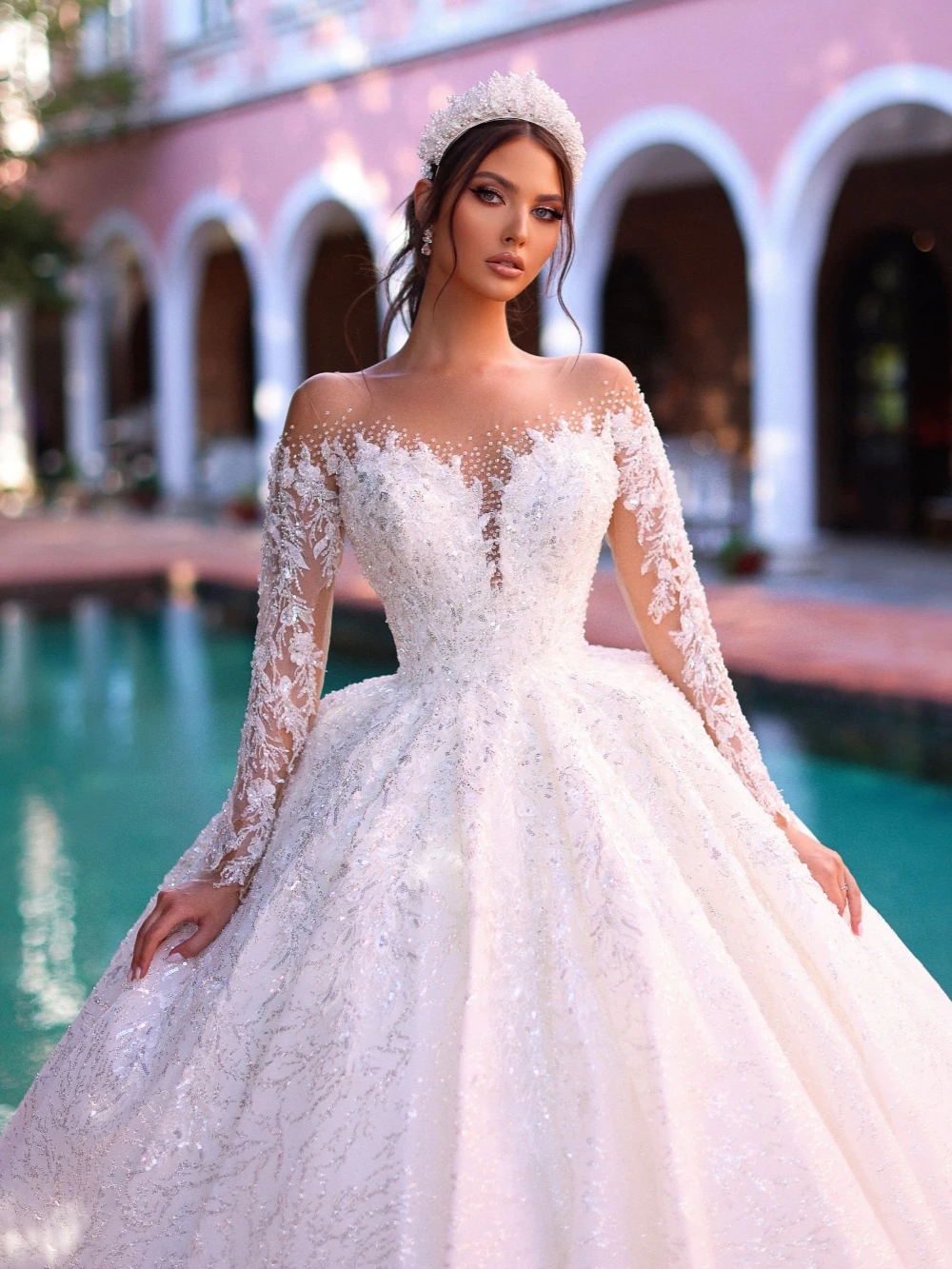 Customized O-neck Long Sleeve Bridal Dress Sparkly Sequins Beads Wedding Gown Luxury Ball Gown Long Bride Robe Vestido De Novia