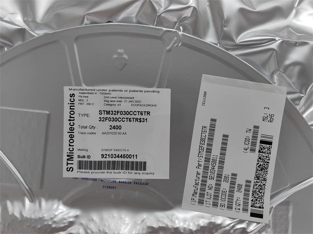 STM32F030CCT6 Высокое качество, новый