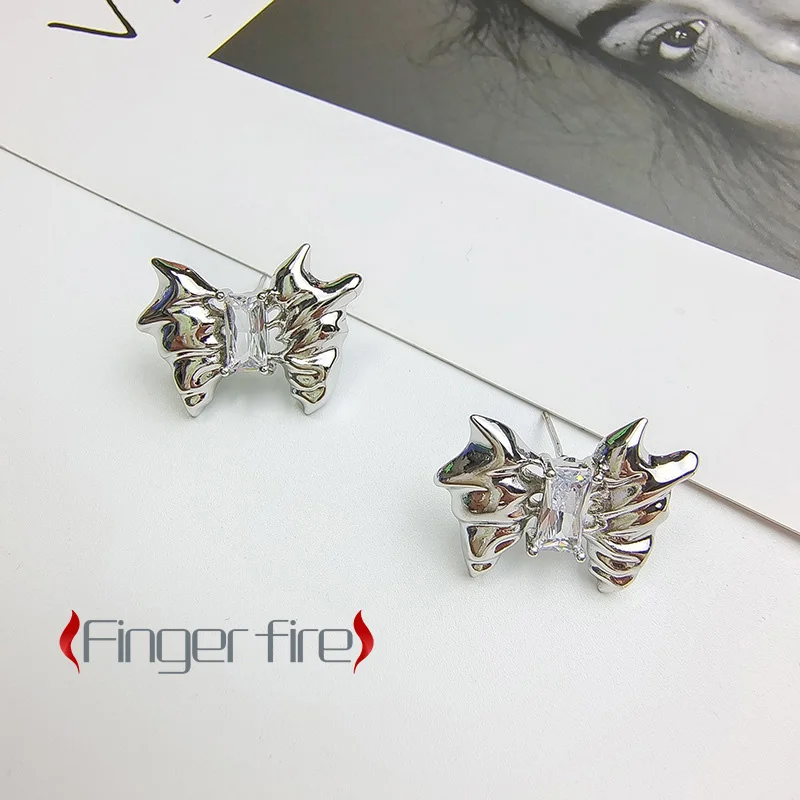 

Fashion Silver Plated Butterfly Shaped Female Stud Earrings Anniversary Gift Beach Party Jewelry Quality of Life Working Noble