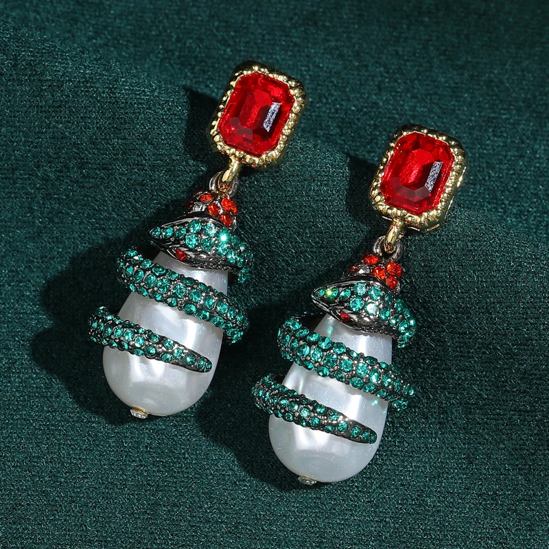 

Vintage Large Pearl Drop Earrings Red Square Crystal Green Rhinestone Snake For Women Luxury Accessories 2026 New Party Jewelry