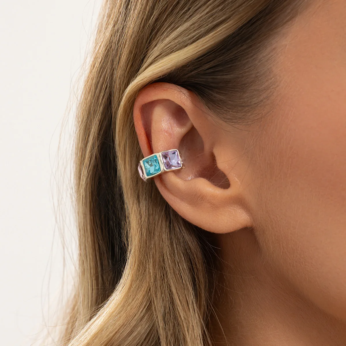 Thumbnail 3 - #23 Best Earrings to Buy In 2026