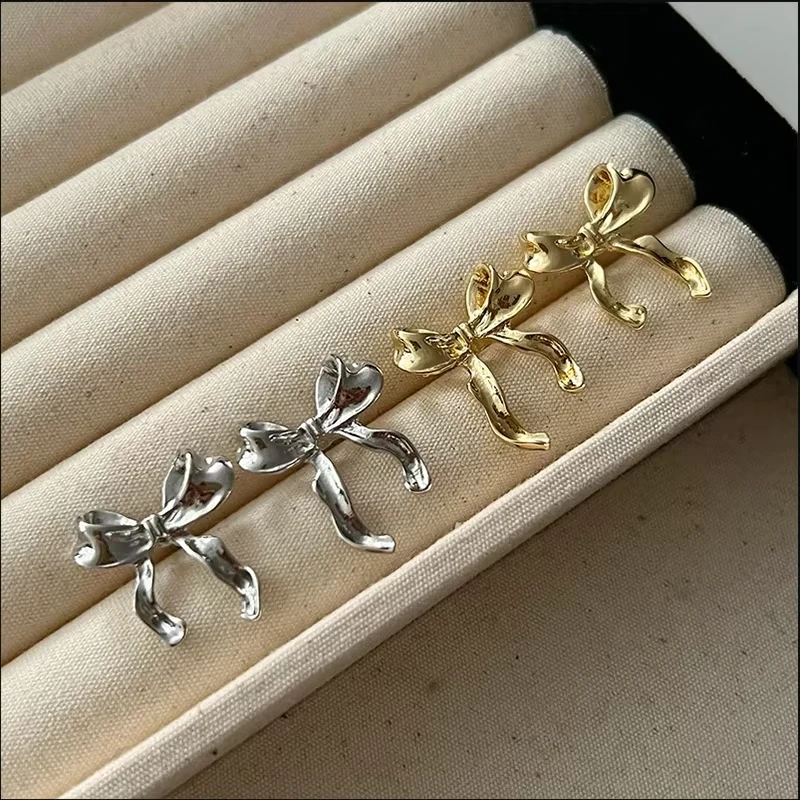 FTCY Vintage Metal Bowknot Earrings For Women Sweet Elegant Gold Color Women's Stud Earring Christmas Party Jewelry image 3