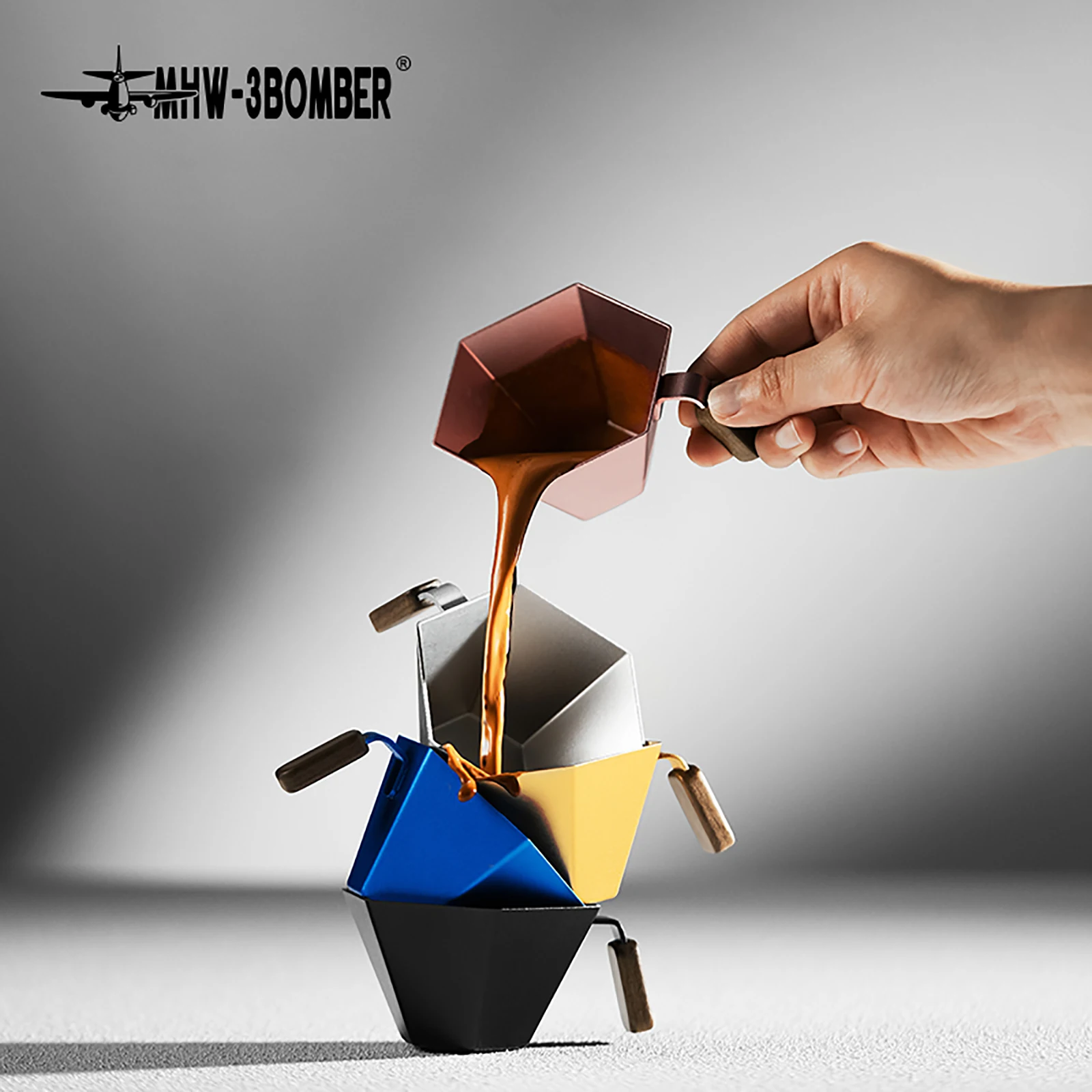 Bild 7: MHW-3BOMBER Espresso-Messbecher, sechseckiger Metall-Messbecher mit Doppelskala, Kaffeebohnen-Dosierbecher mit Holzgriff