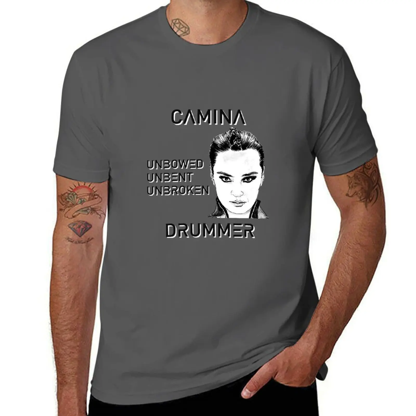 Camiseta Camina Drummer Unbowed Quote, camiseta para hombre, camisetas 100% de algodón para hombre, camiseta ajustada para hombre, camiseta gráfica