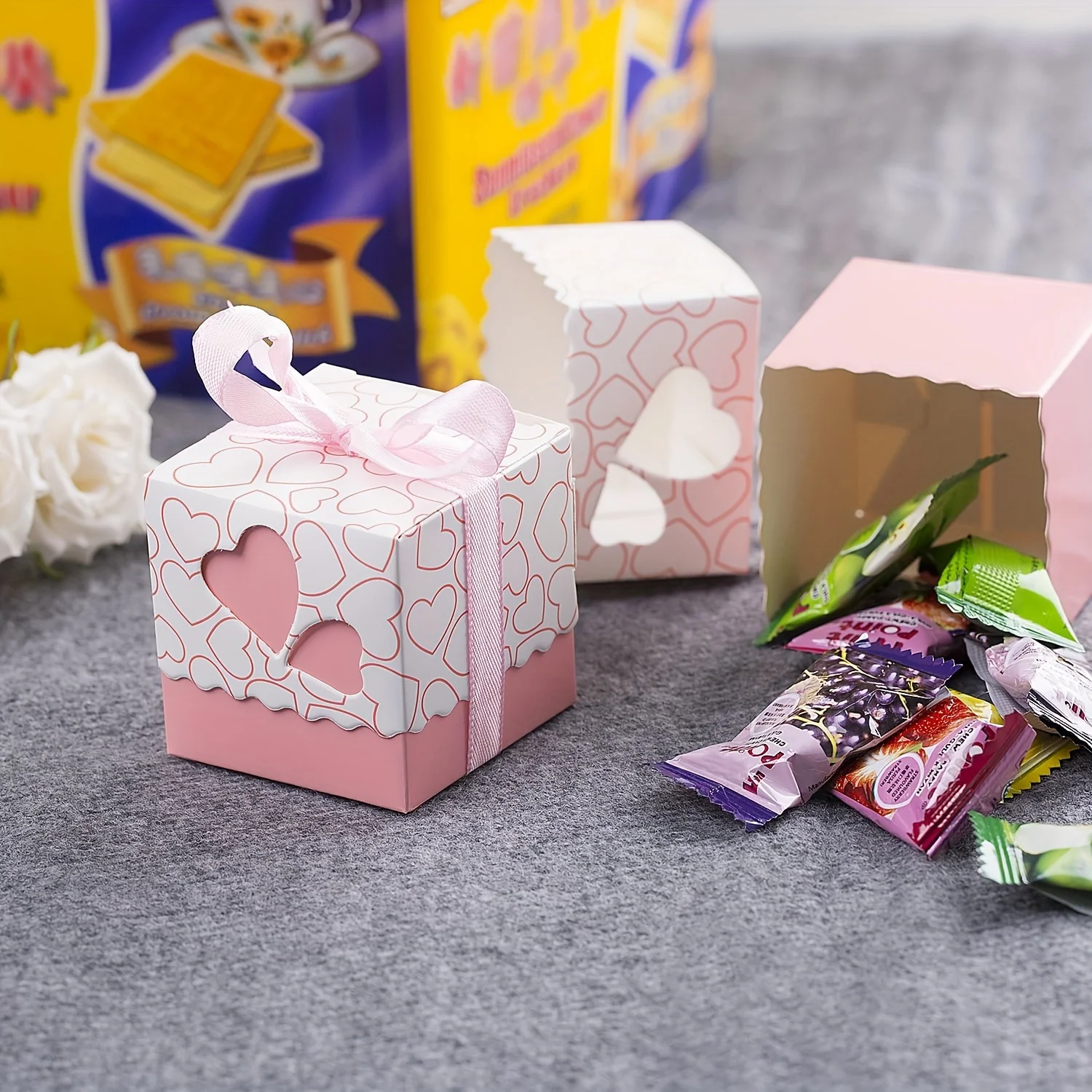 10/30/50Pcs Double Love Heart Candy Gifts Boxes Wedding Favor Gifts Boxes Packaging with Ribbon Wedding Birthday Party Decor view 3