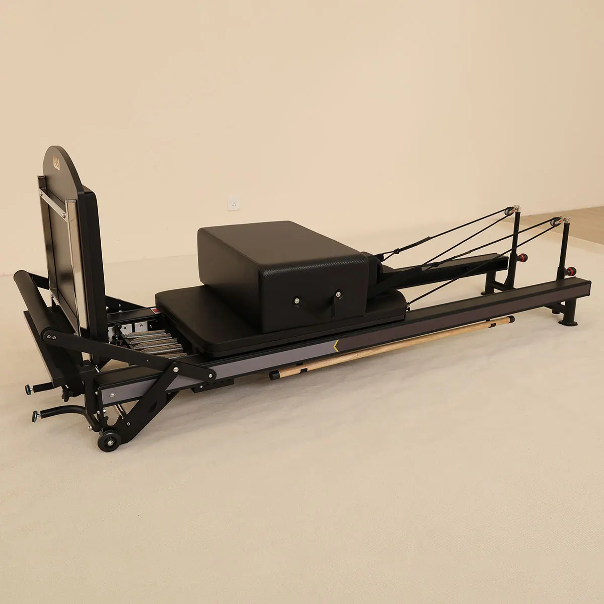 

ATV&UTVCommercial Grade Durable Fluid Movement High-density Foam Aluminum Pilates Reformer for Flexibility Training