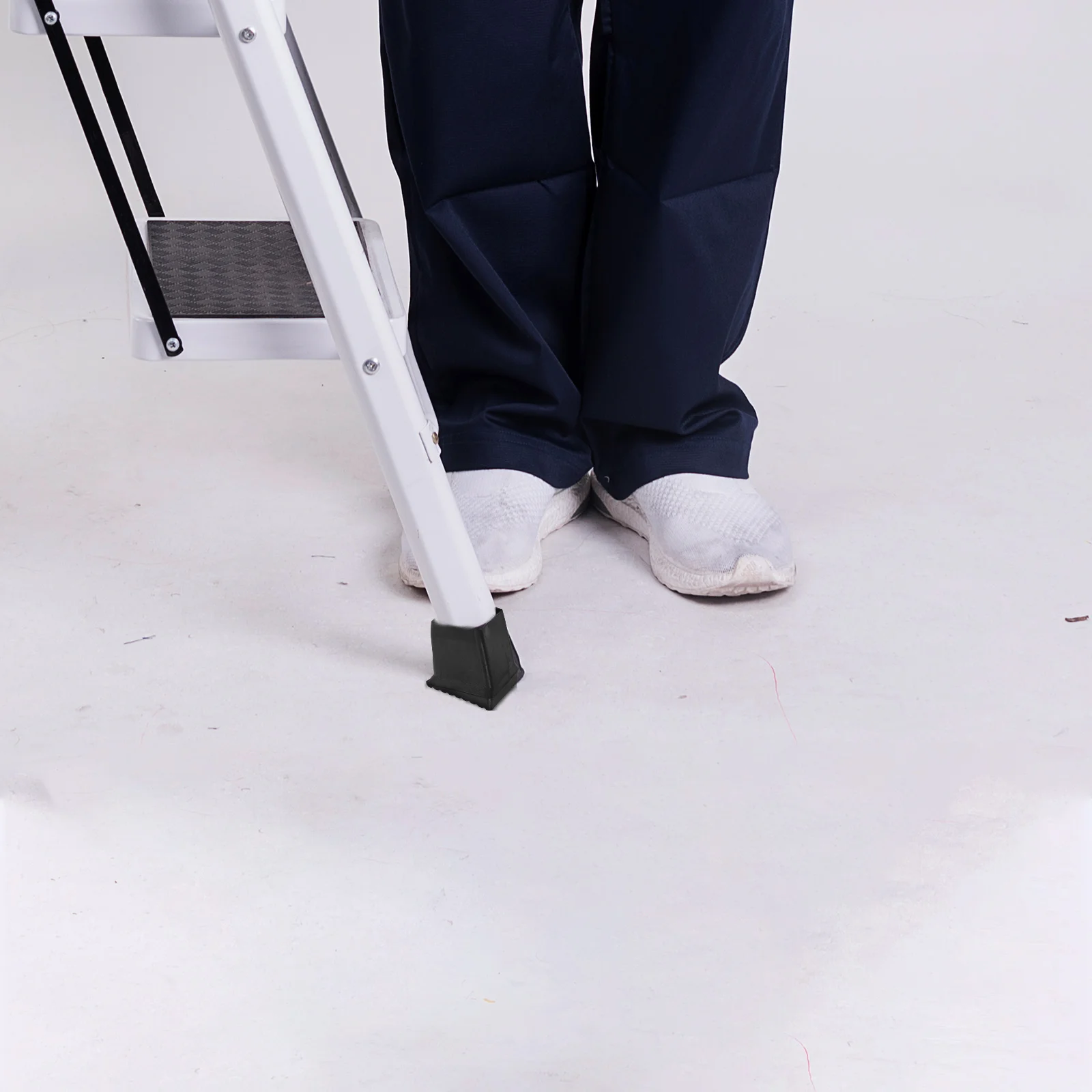 

4pcs Ladder Feet Covers Non-Slip Silicone Floor Protectors Extension Ladder Bumpers Durable Stable Safety Mats For Wood Tile