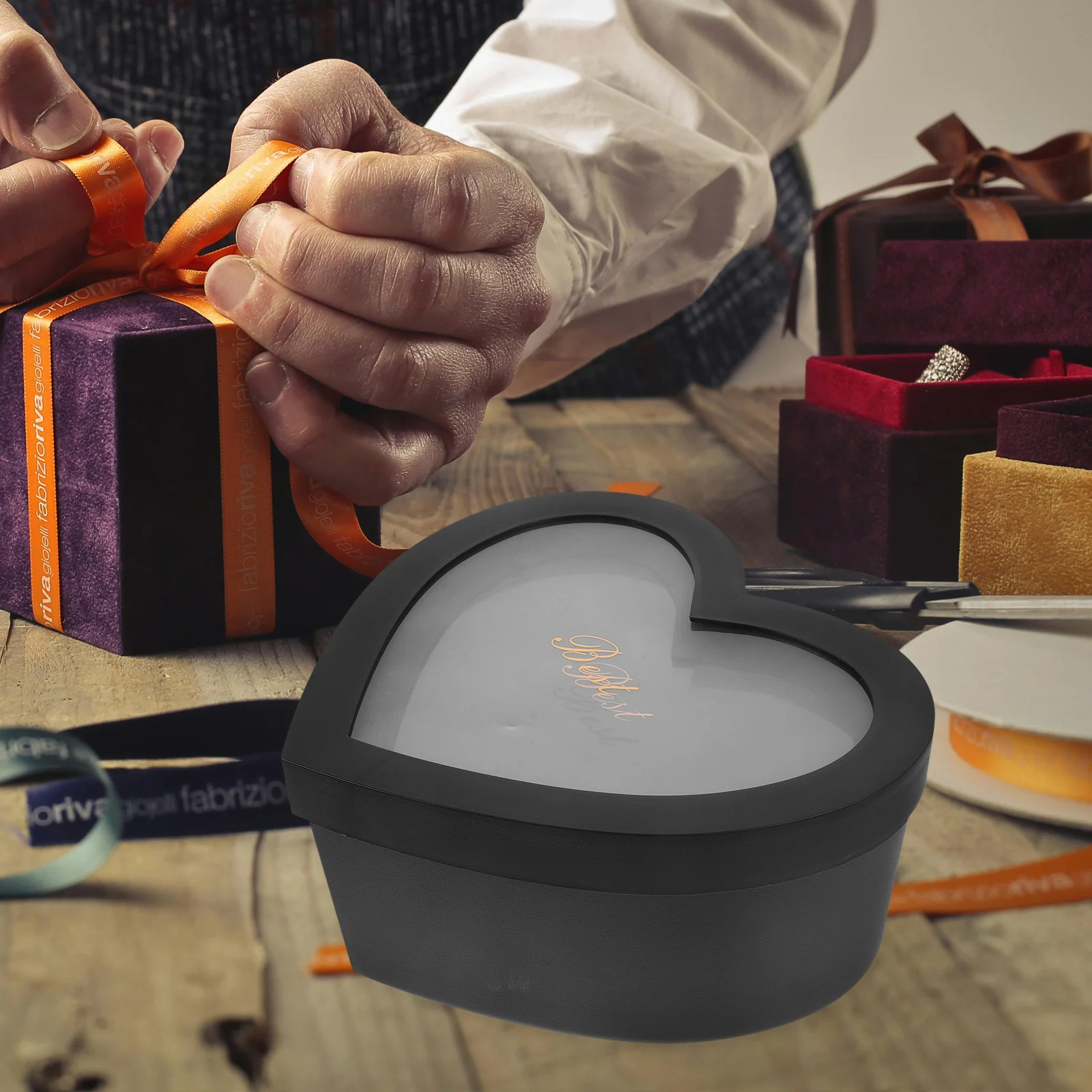 

2pcs Transparent Heart Shaped Flower Gift Box Packaging Stable Base Unique Design Valentines Day Gift Storage Box For Men Women