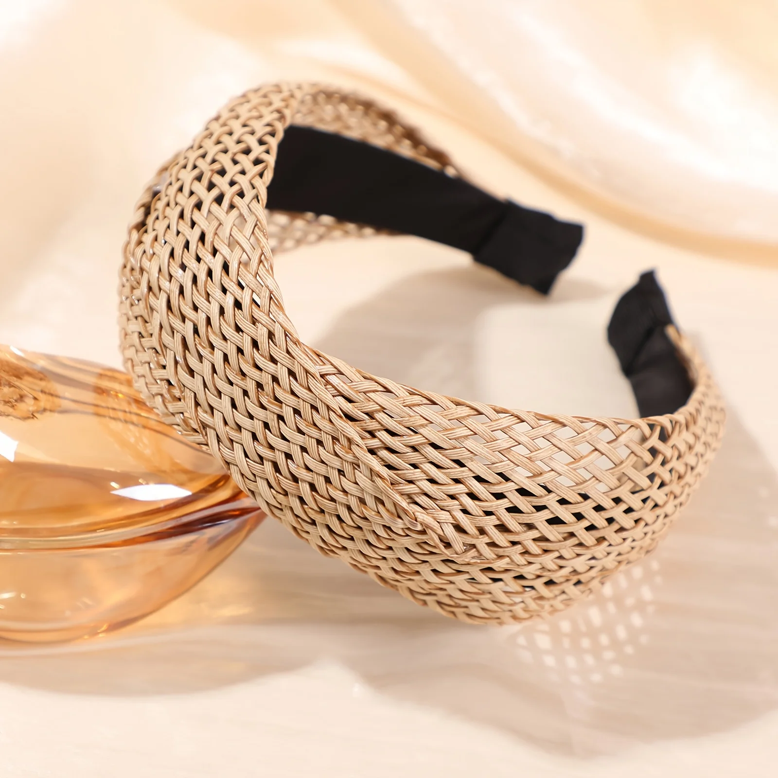 1 bandeau tressé bohème large pour femme! Conception respirante à boutons croisés, idéale pour les looks plage et décontractés