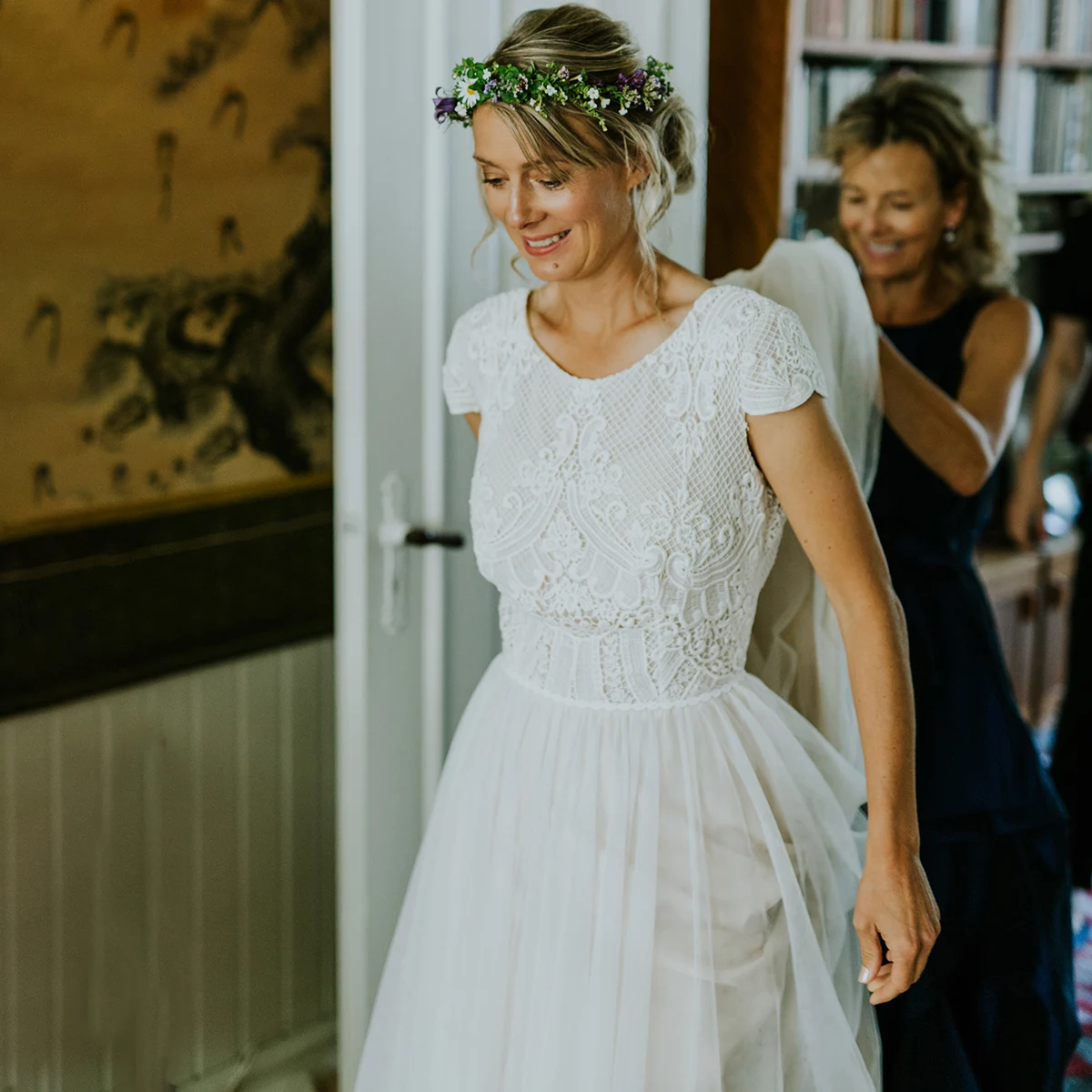 Cap Sleeves Round Neck Boho Soft Tulle Bridal Gown Customized Large Size Hollow Out Lace Maxi Full Length Wedding Dress No Train