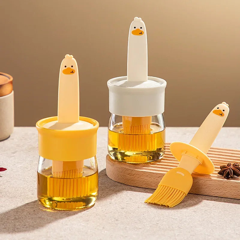

New Arrival Cute BBQ Bottle 2 In 1 Silicone Oil Brush Basting Brush Oil Dispenser Bottle