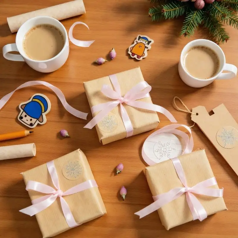 500 Lembar/Rol Stiker Kepingan Salju Transparan Stiker Label Natal untuk Hadiah Anak-anak Dekorasi Amplop Paket Kue Alat Tulis