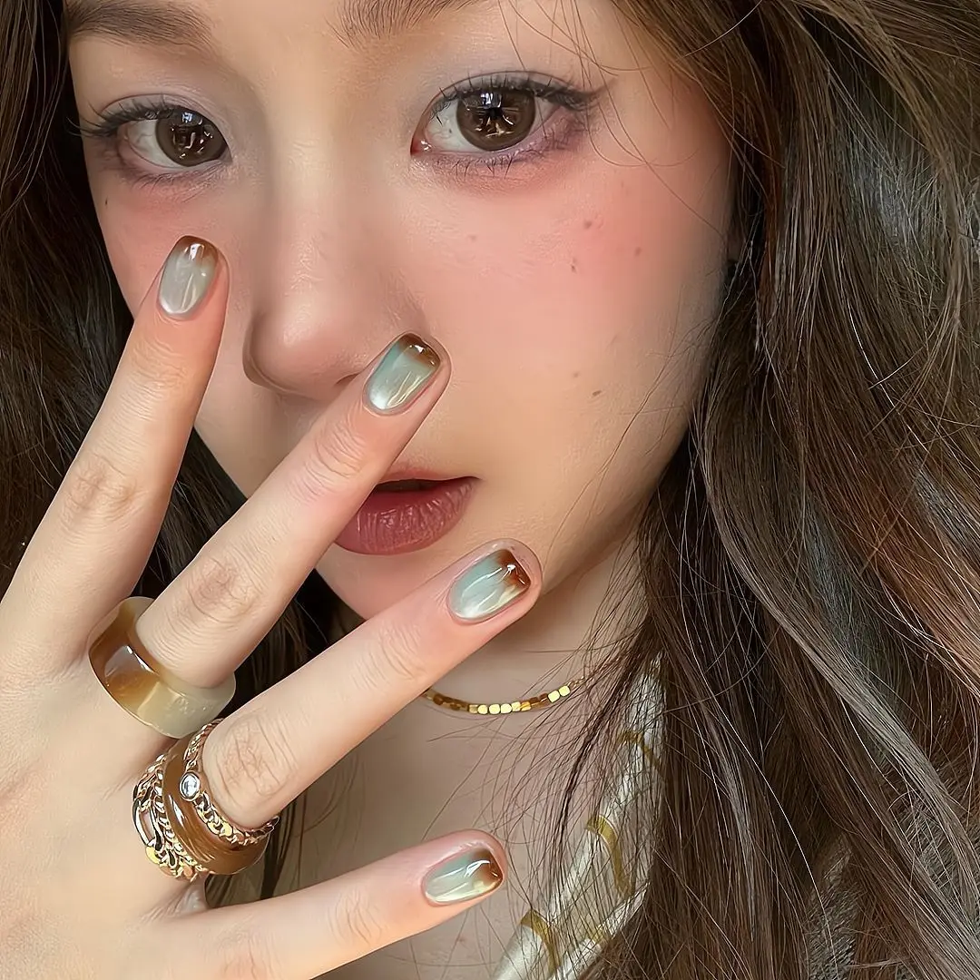 10개 브라운-블루 핸드메이드 네일 옴브레 캣아이 프레스온 네일 짧은 스퀘어 가짜 네일 여성&소녀용 탈부착 가능 네일