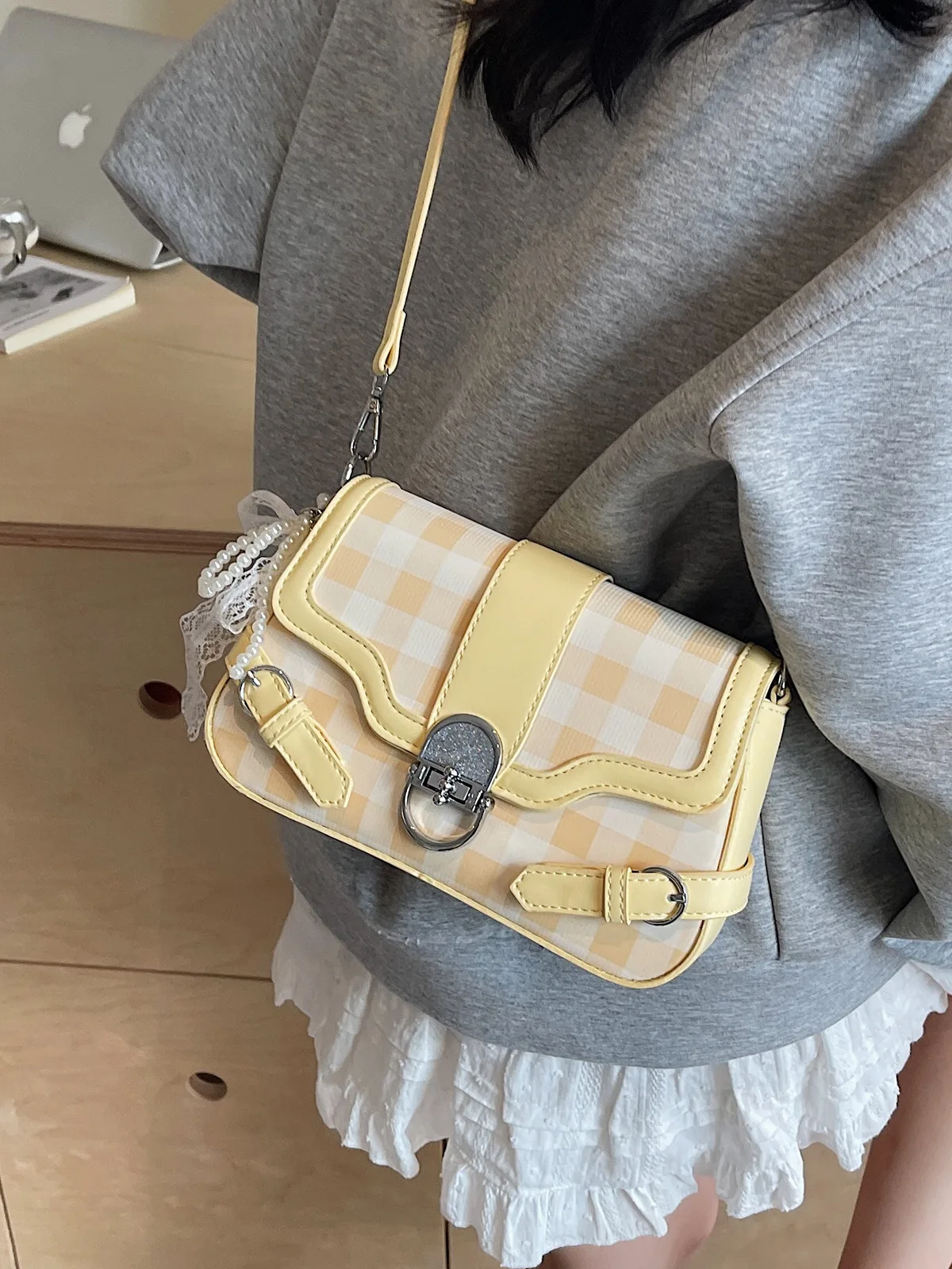 

2025 New! Women's Super - Fire Niche Plaid Bag - Fashionable, Versatile Shoulder/Armpit Small Square Messenger