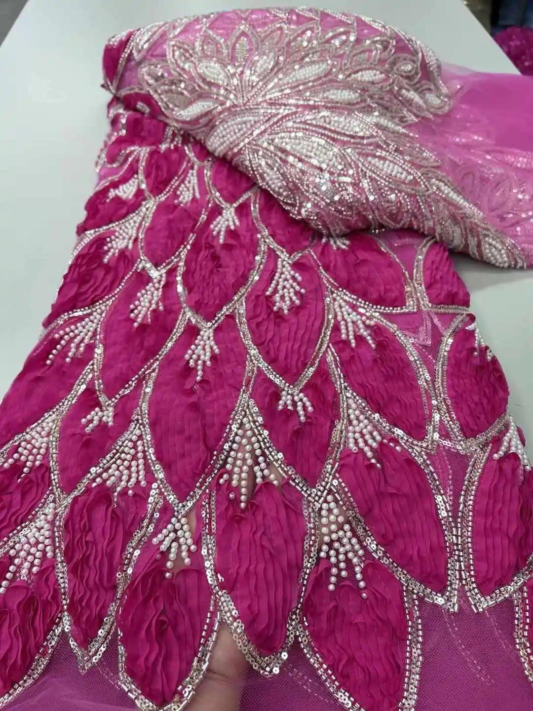 African Sequins Lace Fabric 2025 High Quality 3D Eembroidery French Nigerian Mesh Beaded Lace Fabrics For Wedding Dress Sewing