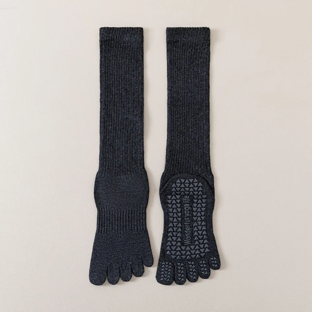 

Five Fingers Sports Toe Socks Separate Fingers Long-tube Women Yoga Socks Breathable Solid Color Sport Pilates Socks Yoga