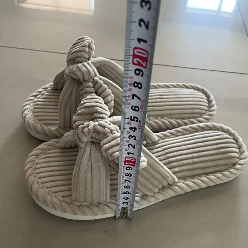 2026 Winter Süße Schleifenknoten-Hausschuhe für Damen, Trendige Cord-Baumwoll-Pantoffeln, EVA Rutschfeste Wohnzimmer-Schuhe, Flach – Detail 2