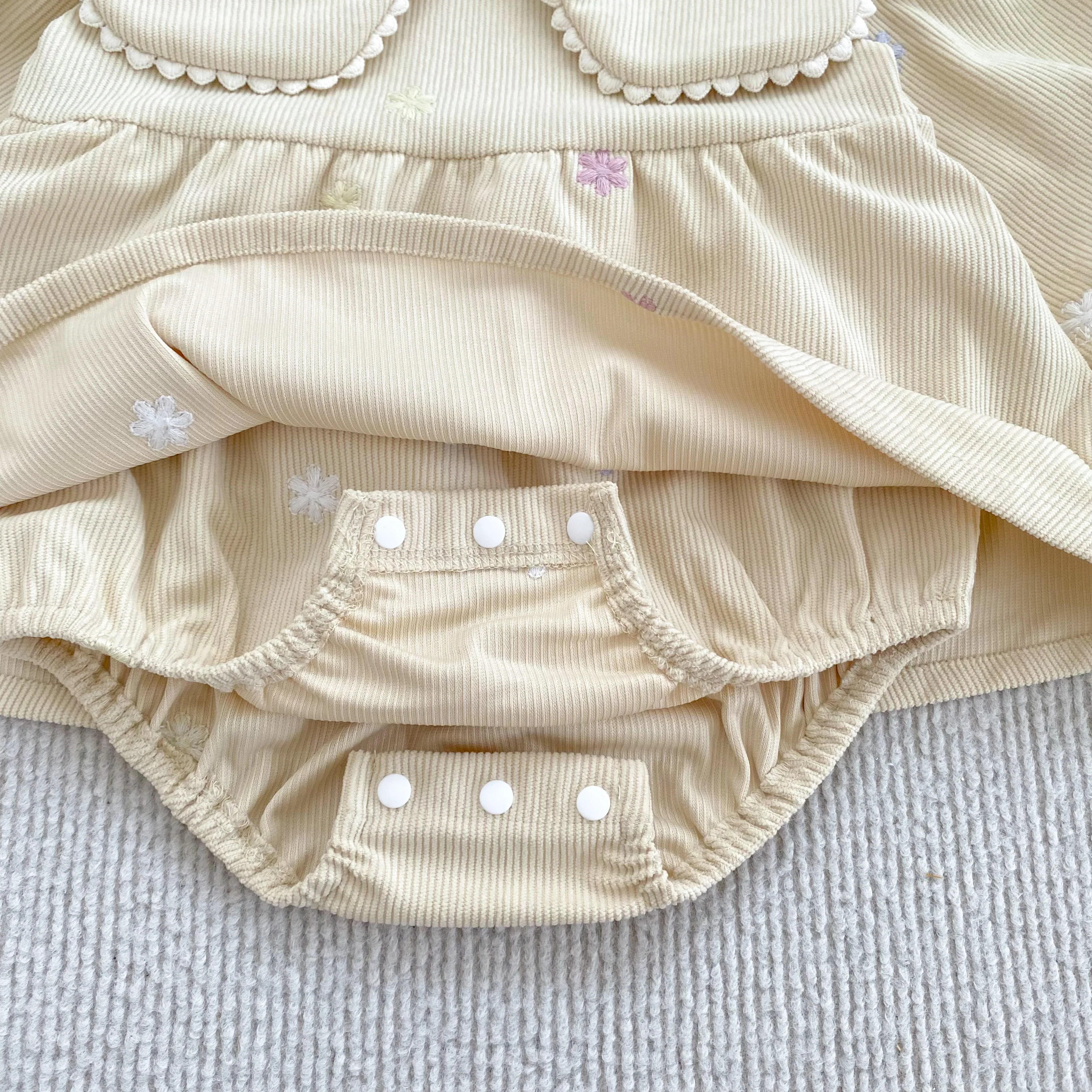 2026 Baby-Mädchen-Stramplerkleid Frühling Herbst Langarm Bunte Blumenstickerei Gestreifter Säuglings-Body Neugeborenes Mädchen 0-24M – Detail 12