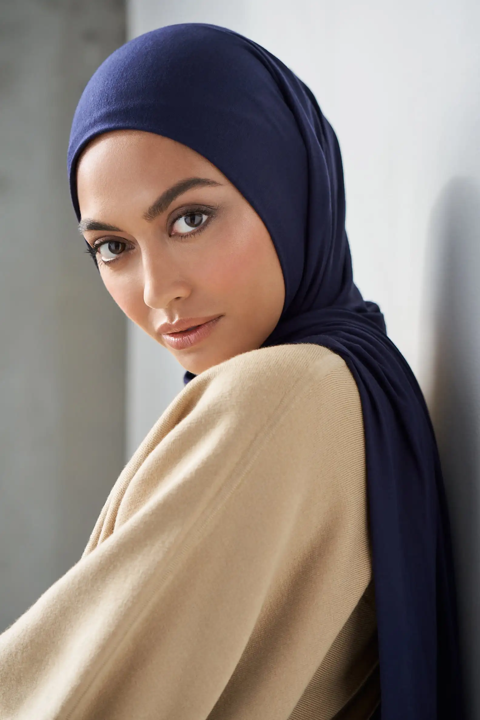 29 farben Günstige Jersey Hijab Schal Solide Muslimischen Lange Schals Turban Schal Elastische Baumwolle Arabischen Kopftuch Kopf Wraps Saudi Hijabs – Detail 11