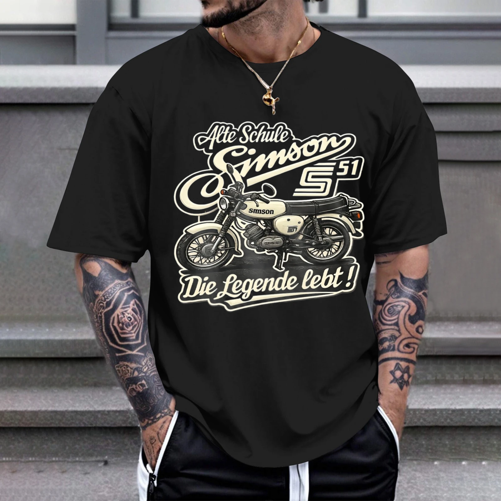 Herren-T-Shirt Old School Simson 51 The Legend Lives Perfektion für Freizeitkleidung, Partys und Karnevalsoutfits