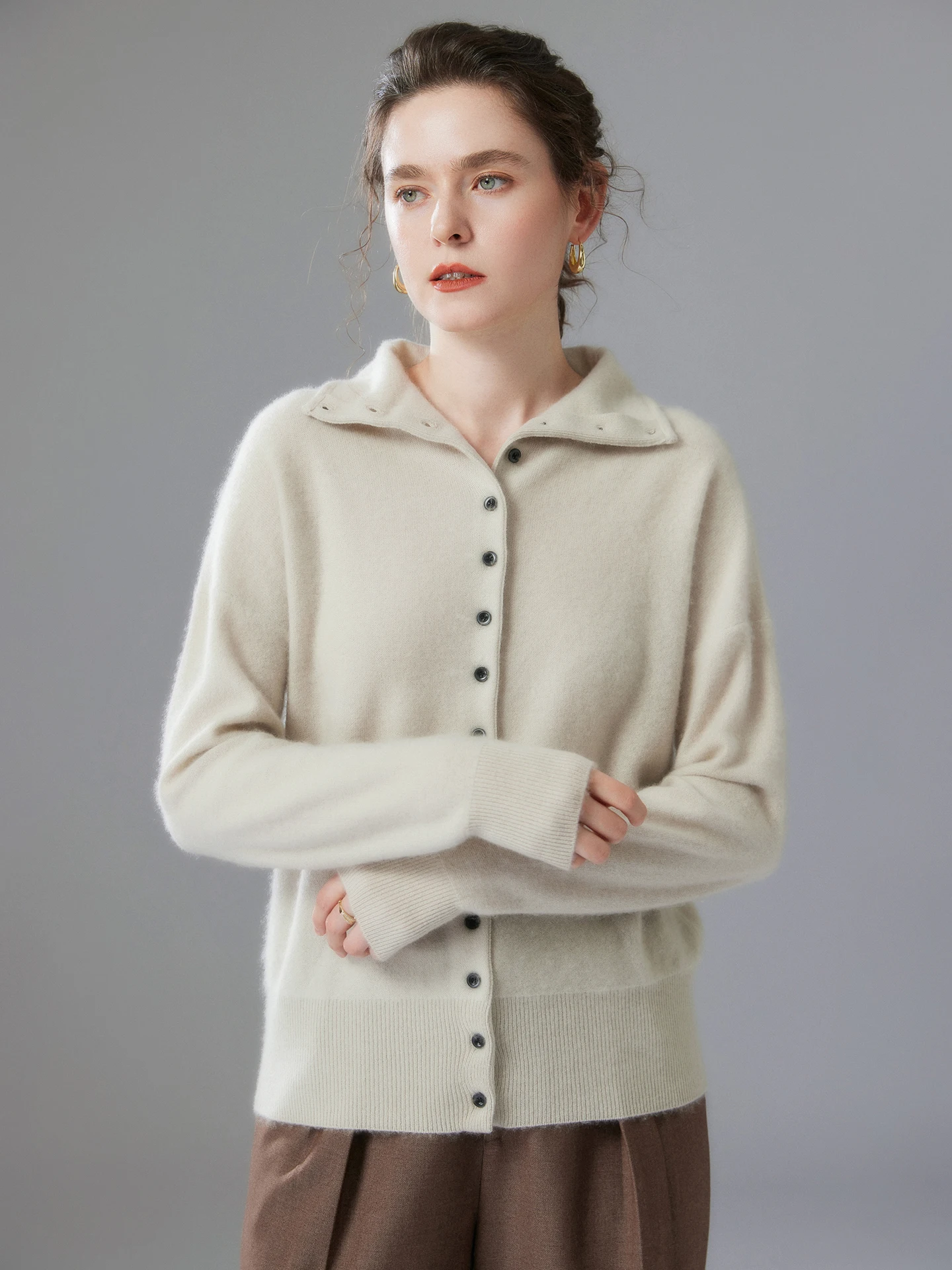 

New Autumn Winter Cashmere Cardigan Sweater Women's Turtle Neck Pile Collar Single Breasted Soild Knitted Inner Light Luxury