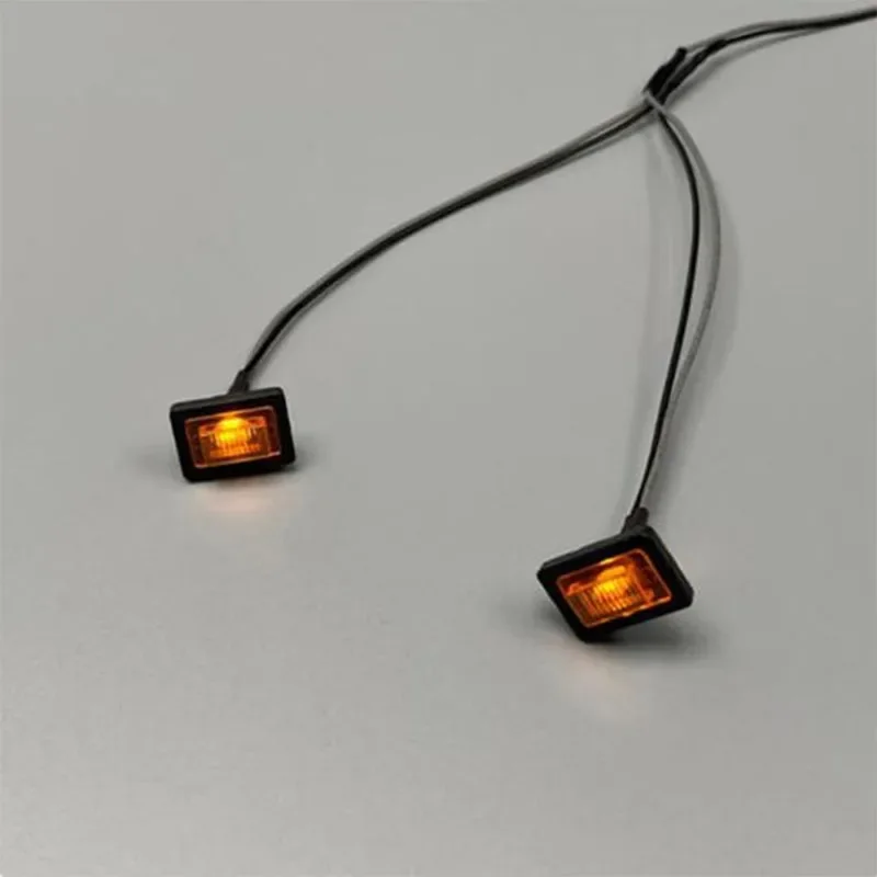 2 stuks LED Side Rok Verlichting Zijlamp Onderdelen voor 1/14 Tamiya RC Truck Kipper SCANIA R730 R470 R620 upgrade Accessoires