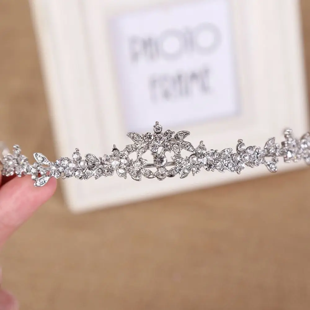 New Beautiful Elegant Crown Crystal Headwear Rhinestone Hair Hoop Hair Ornament