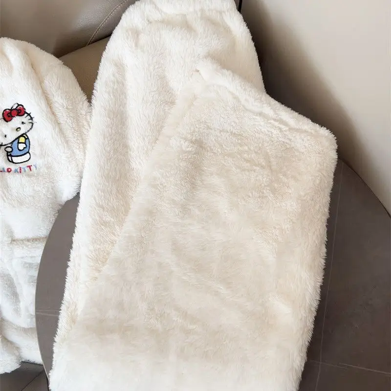 Hello Kitty tekenfilm cartoon schattige fleece gevoerde warme pyjama creatieve kawaii dikke loungewear-set met lange mouwen voor meisjes