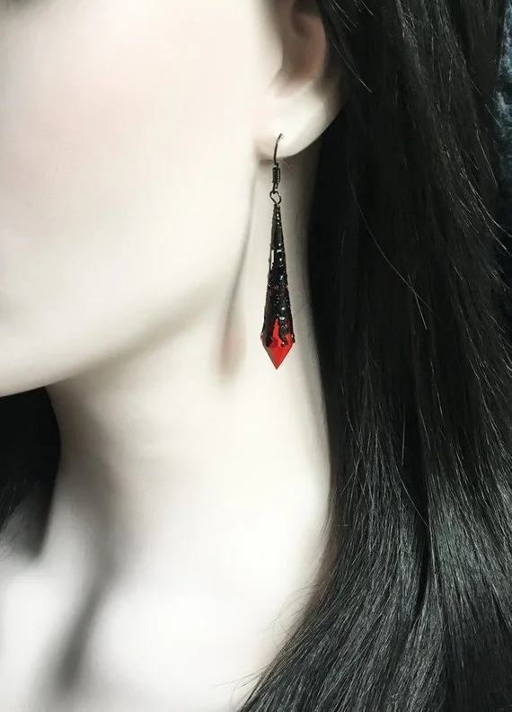 Red teardrop earrings, vintage jewelry, black filigree, gothic jewelry, wedding earrings, bridesmaid jewelry