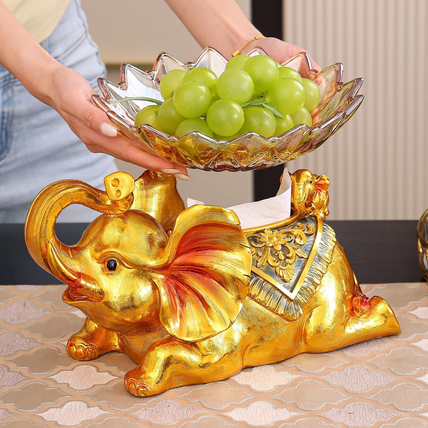 

Elephant tissue box storage ornament light luxury pumping carton dried fruit plate living room coffee table home decoration