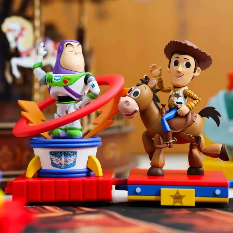 Toy Story Seri Parade Apung Kotak Buta Boneka Kartun Buatan Tangan Ornamen Desktop Vinil Hadiah Mainan Bermain Koleksi Kejutan Trendi