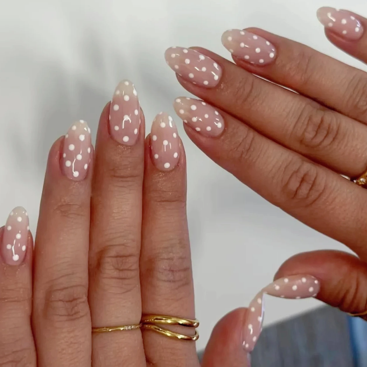 

White Polka Dots Long Pointed False Nails French Bowknot Leopard Round Almond Fake Nails Art Charm Hyperbole Press on Nails Tool