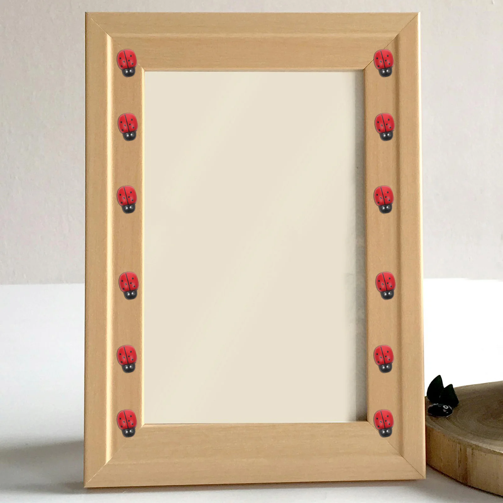 100 قطعة ملصقات الخنفساء الخشبية ذاتية اللصق التماثيل الصغيرة DIY بها بنفسك الحرف سكرابوكينغ ديكور المنزل حديقة الديكور مايكرو