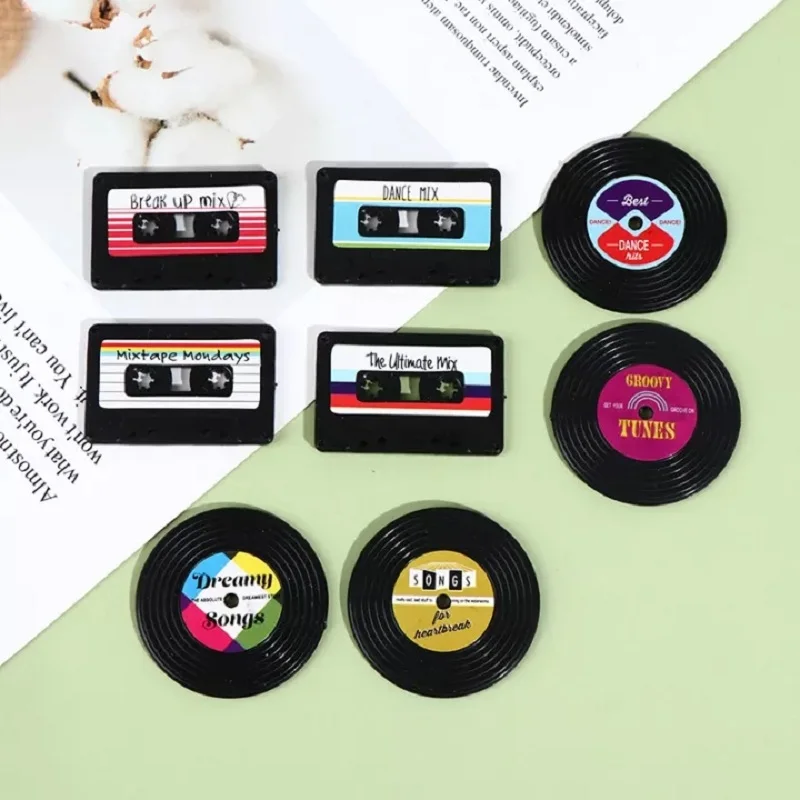 4PCS/ Set Creative Magnet Refrigerator Sticker/ Cute Nostalgia Cassette Disc 3D Magnet Sticker Tape Record Design Beautify Decor