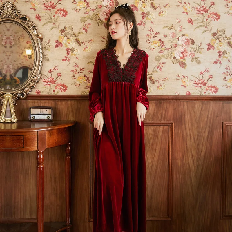 Sexy Velvet Long Night Dress Women Autumn Winter Velour Courtly Style Vintage Nightgown Sleepwear Princess Nightie