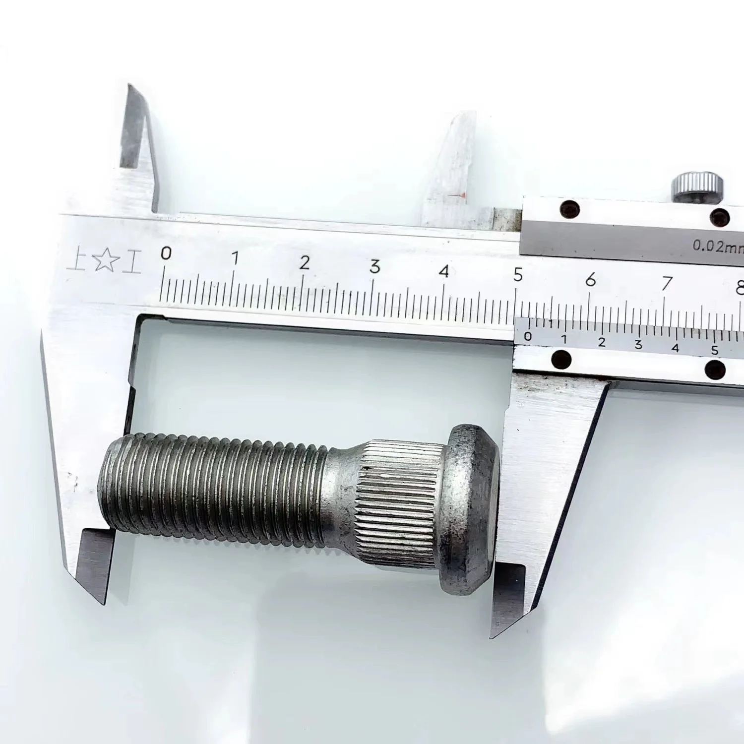 Wholesale 90942-01077/01103 Wheel Screw Bolt for Land Cruiser 4700 Bulk Discounts on OEM Quality Fasteners