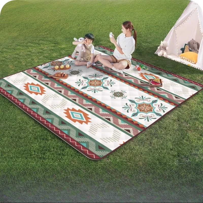 

Outdoor camping portable picnic mat, spring outing floor mat, moisture-proof mat, thickened and waterproof