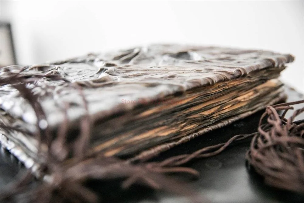 네크로노미콘 악마 죽은 책 소품, 책 장식, 책 스팟, 3 차원 평면 소장용 장난감, 25cm