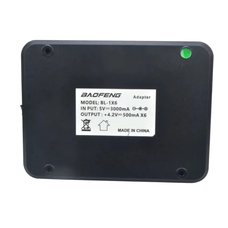 Baofeng BF-888S BF-888H BF-88E BF-777S BF-666S Walperforated Talkie Six-Way Chargeur 6-Pocket Multi-Unit Charger 110-240V