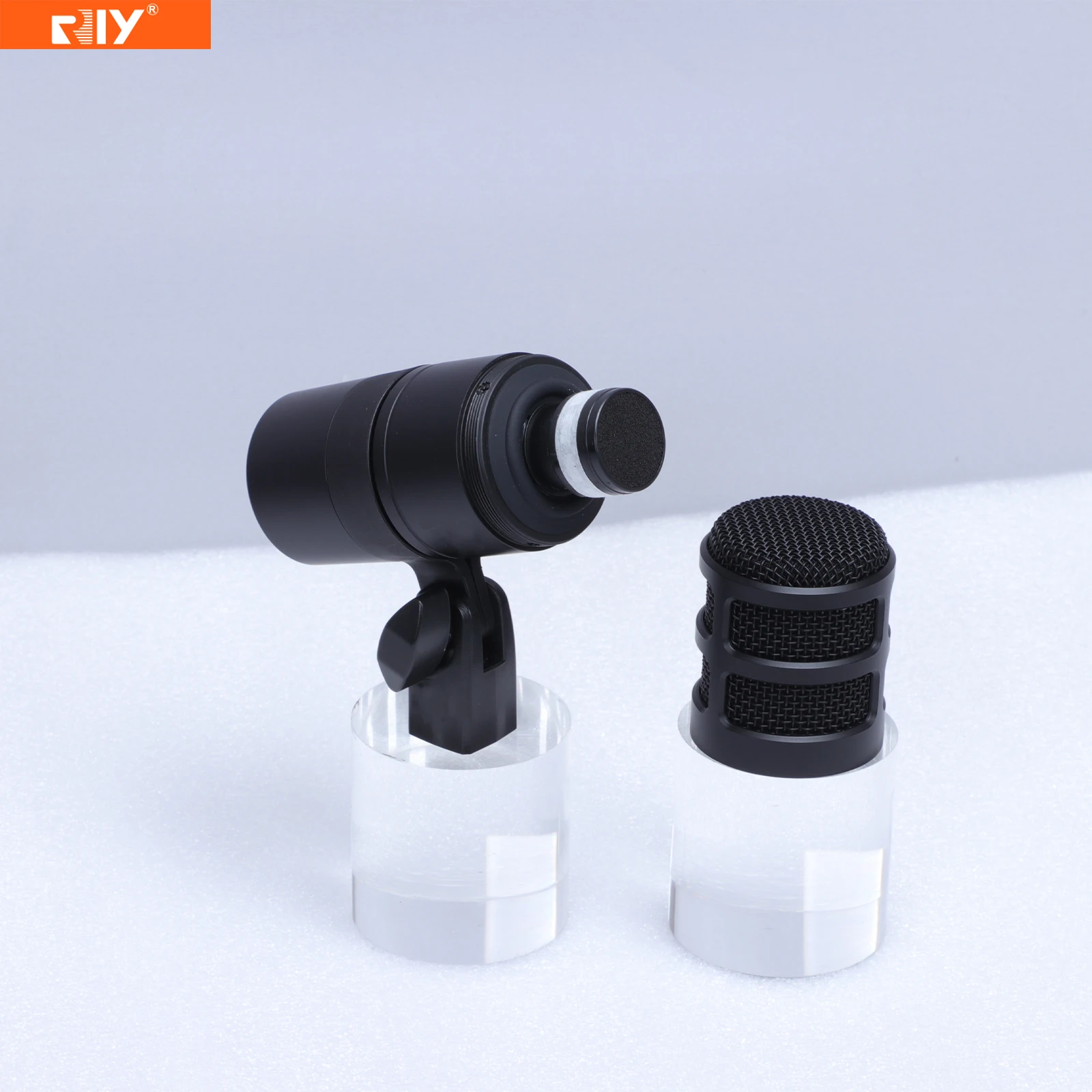 AT2040 High Audio Quality Recording Studio Live Wired Condenser Mic Professional Live Streaming Hyper-cardioid Mic for Broadcast