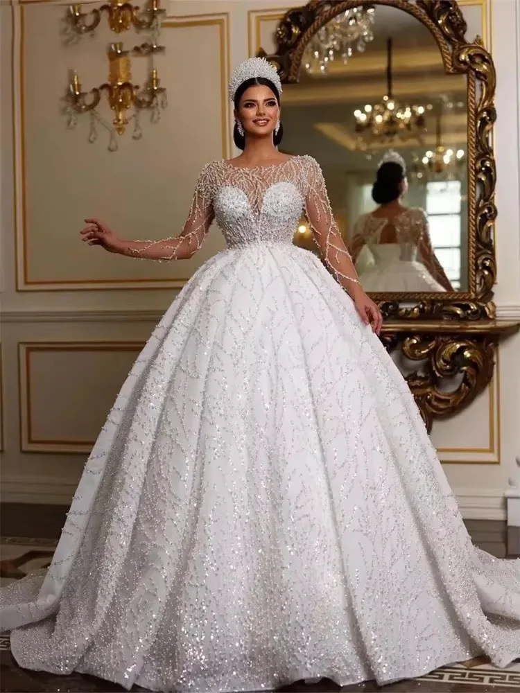 

Customized Luxurious Beaded Long Sleeve Wedding Dress Romantic Bridal Dress Floor-length Dress Vestidos De Novia