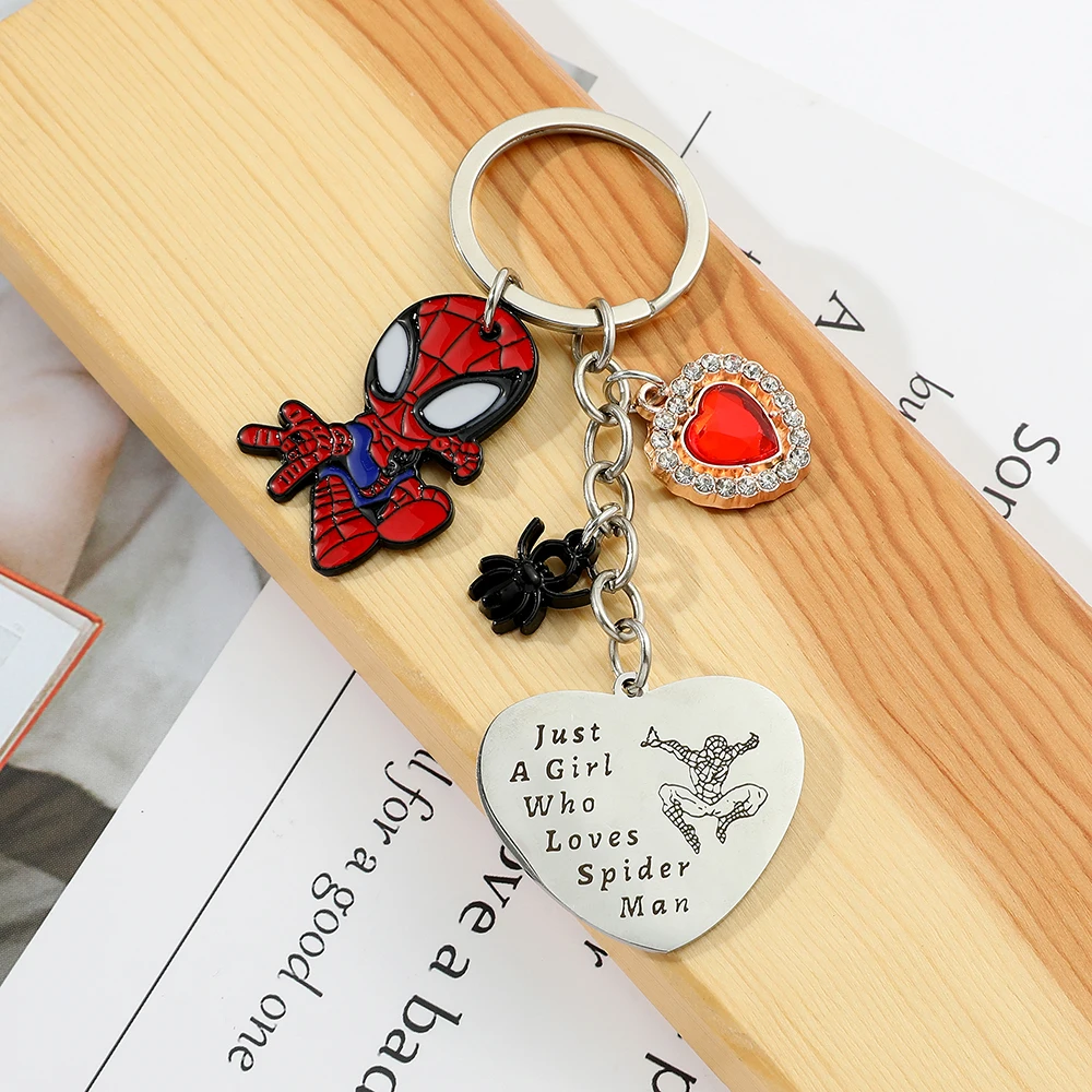 Marvel Superhero Spiderman Keychain Avengers Animal Spider Letter Heart Badge Metal Pendant Keyring Trend Jewelry Accessories