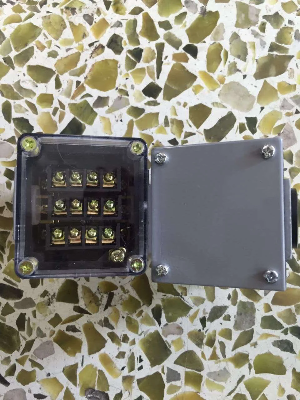 Travel switch JW2-11 of Beijing First Machine Tool Electric Appliance Factory